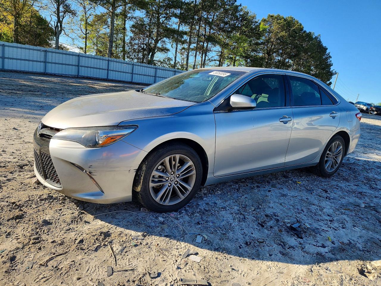 Salvage Toyota Camry Image