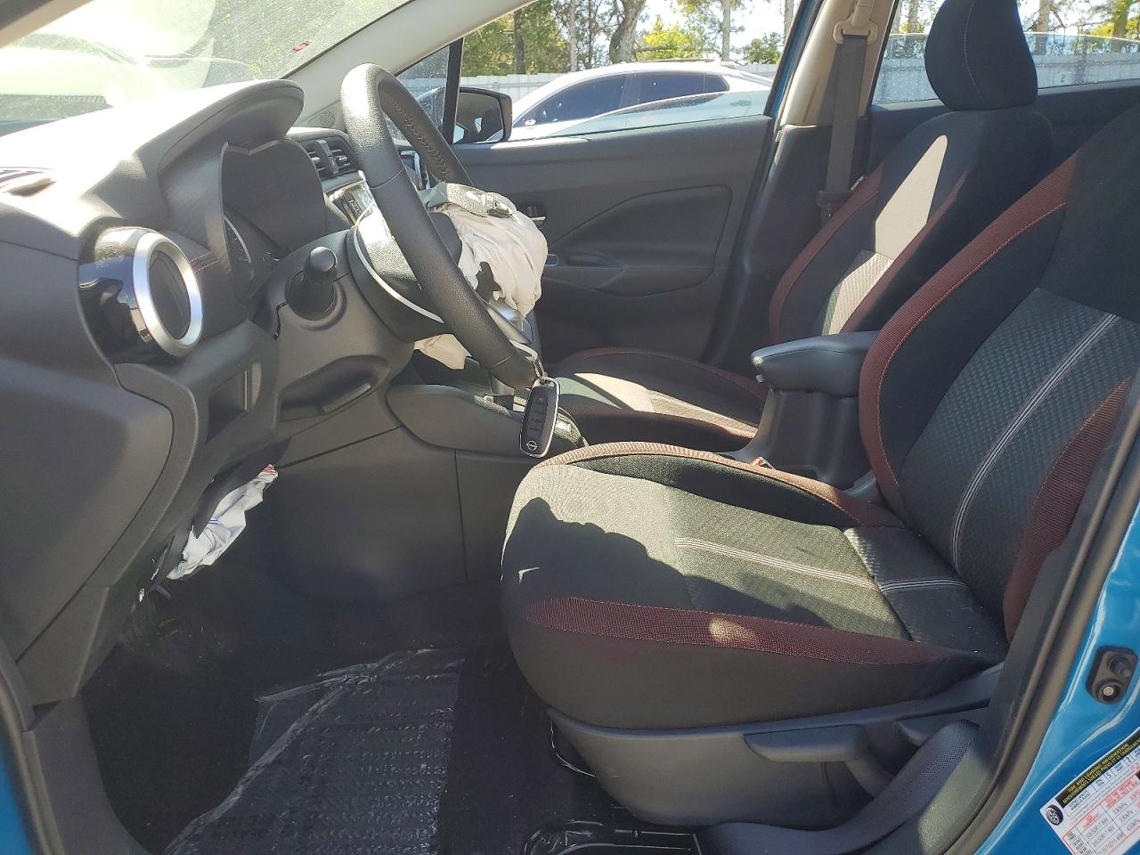 Nissan Versa Sr
