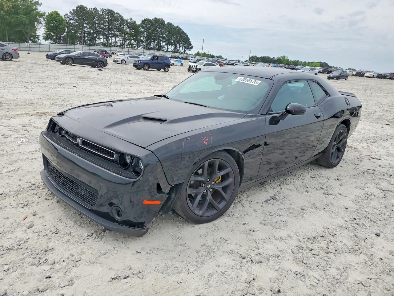 Salvage Dodge Challenger Image