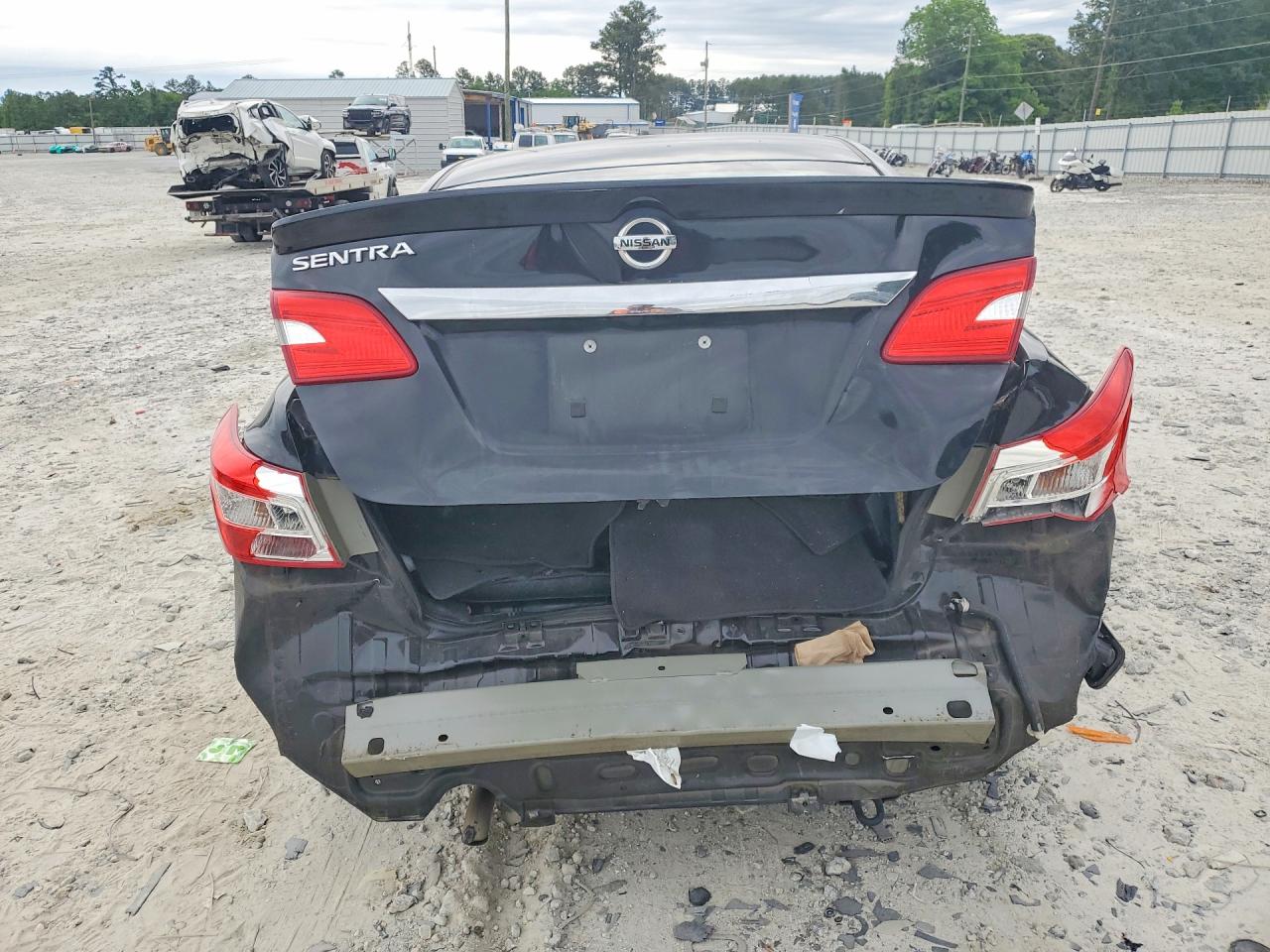 Nissan Sentra S