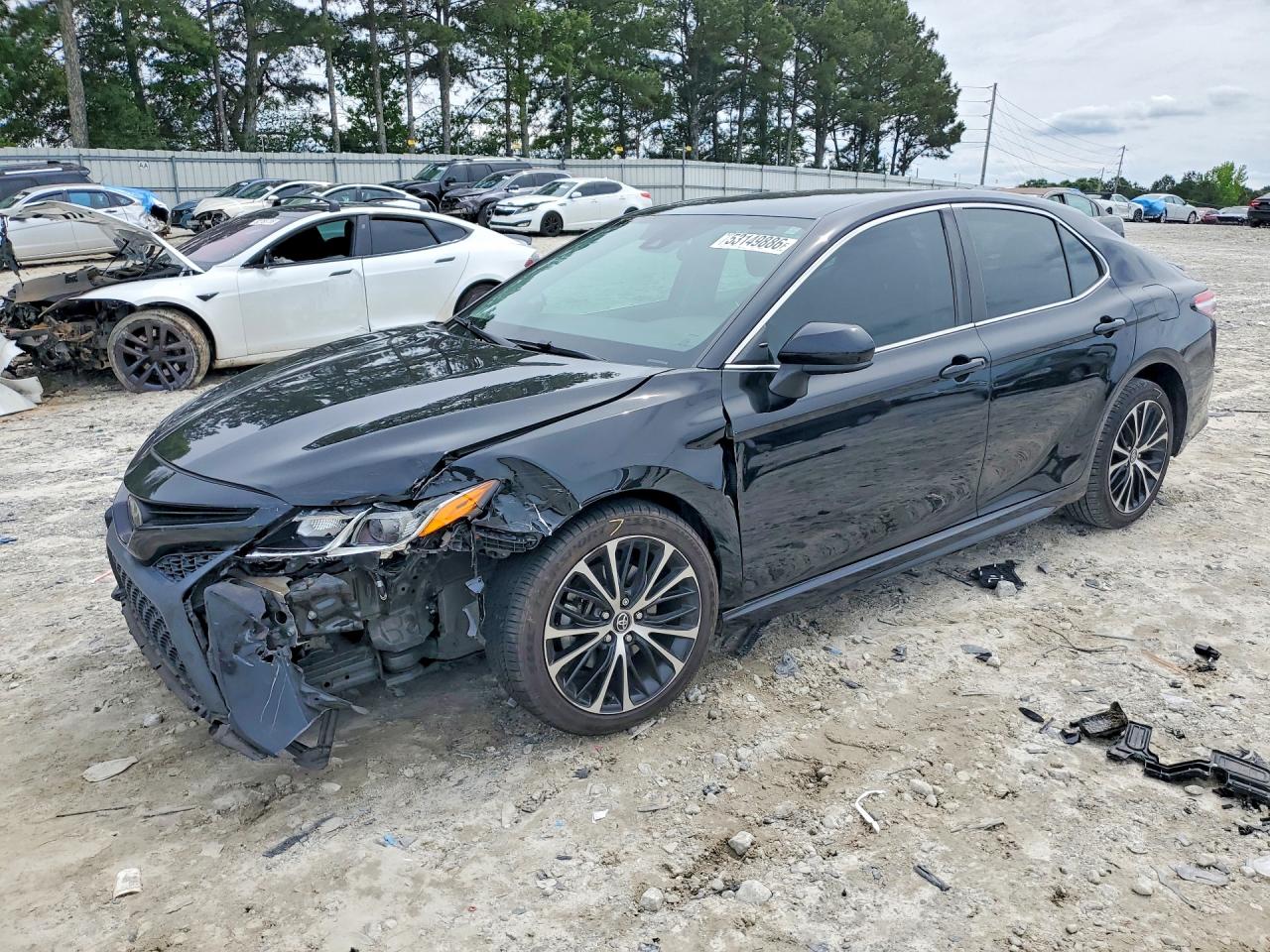 Salvage Toyota Camry Image