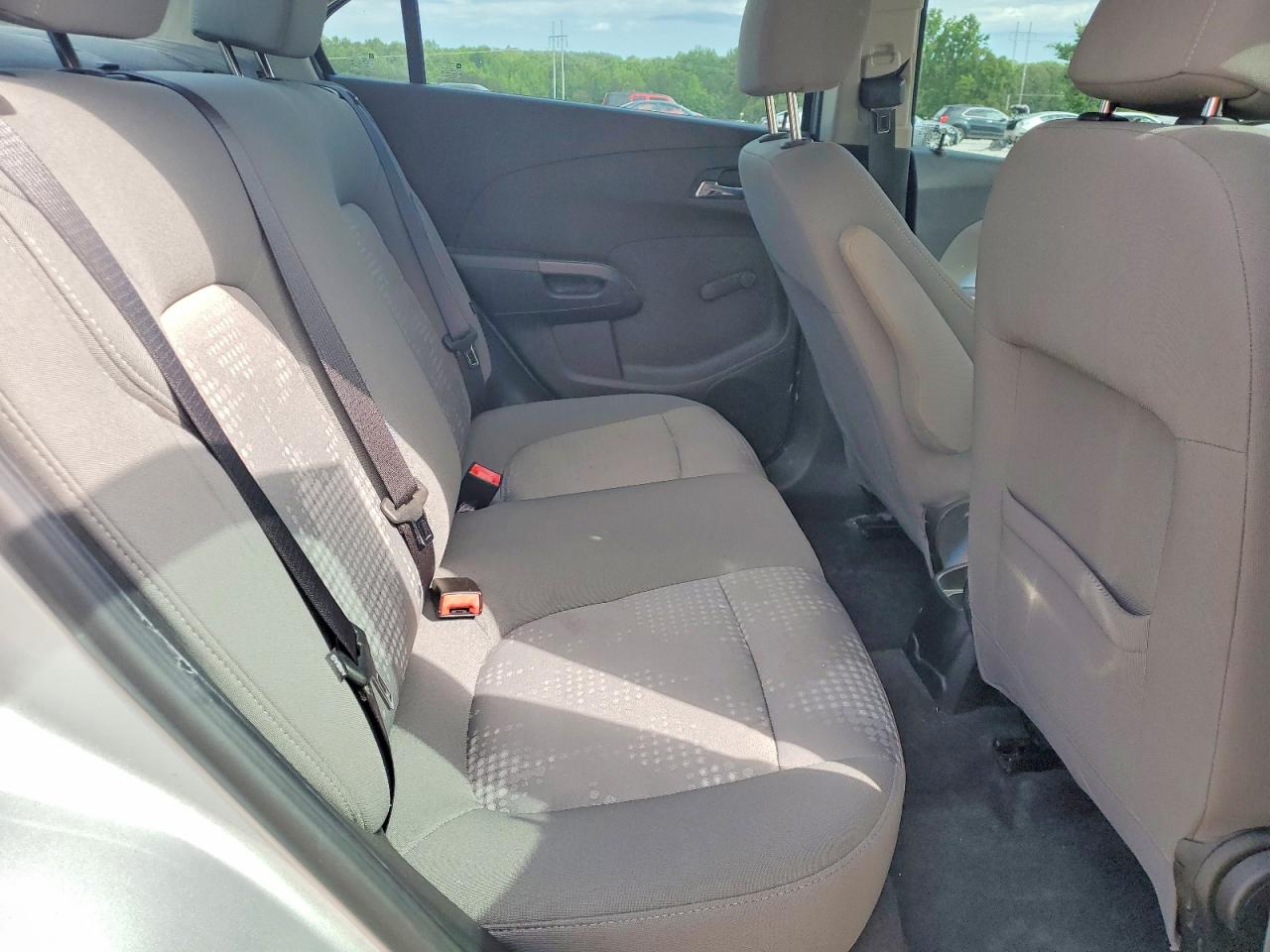 Chevrolet Sonic Ls