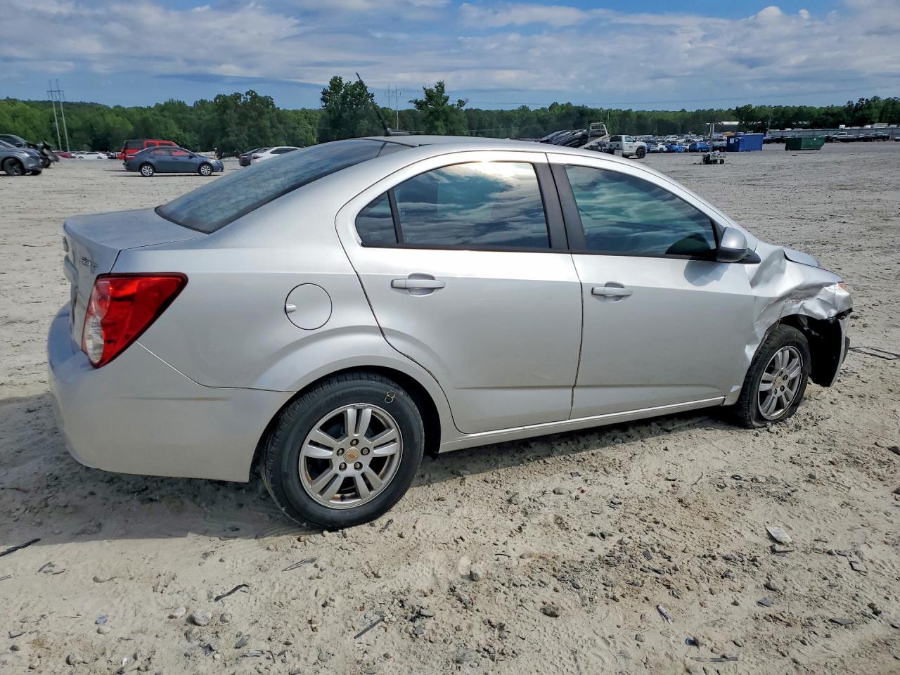 Chevrolet Sonic Ls