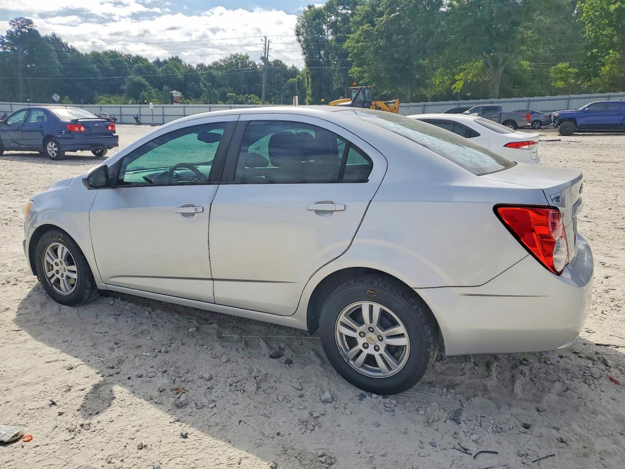 Chevrolet Sonic Ls