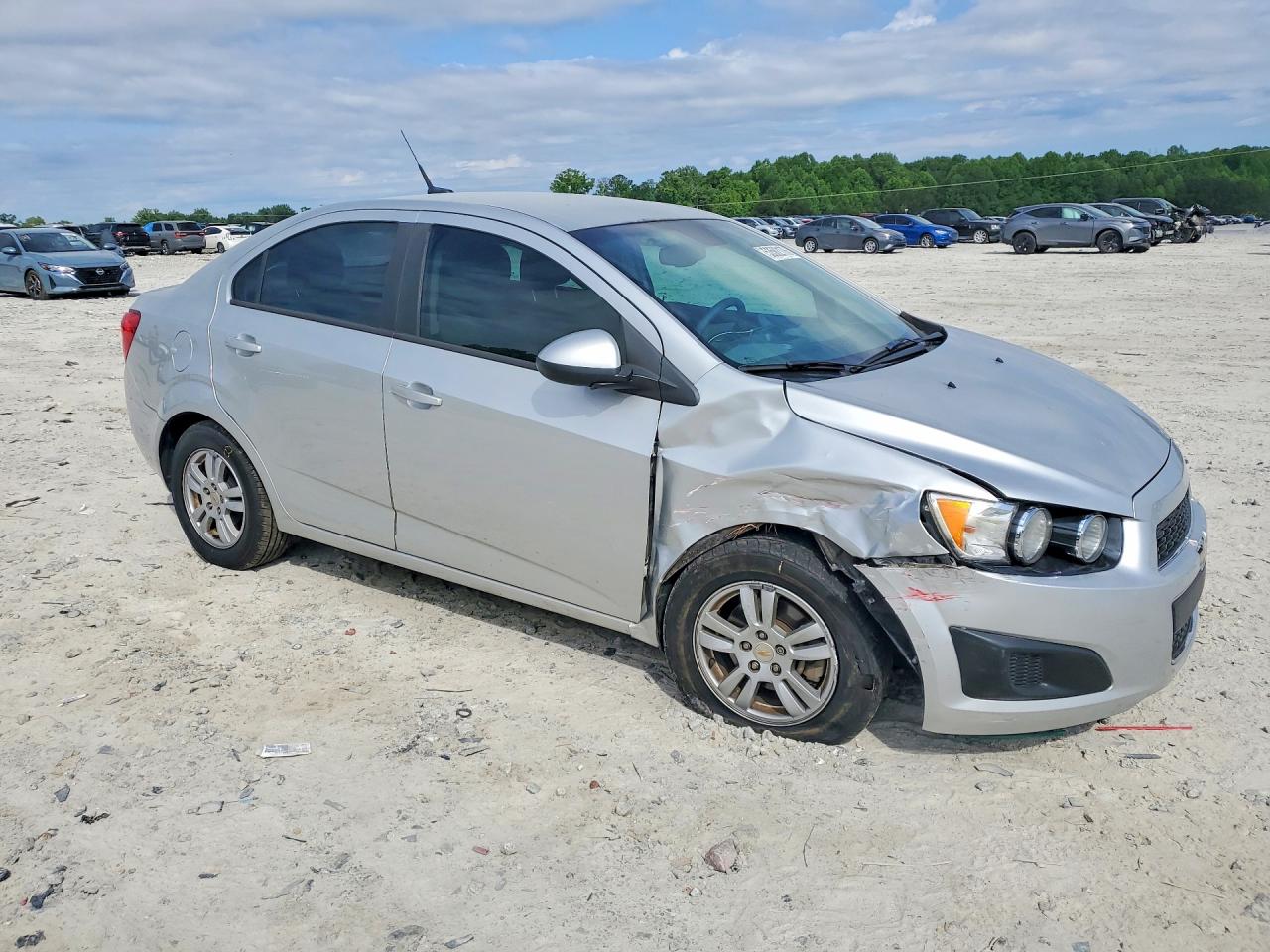 Chevrolet Sonic Ls