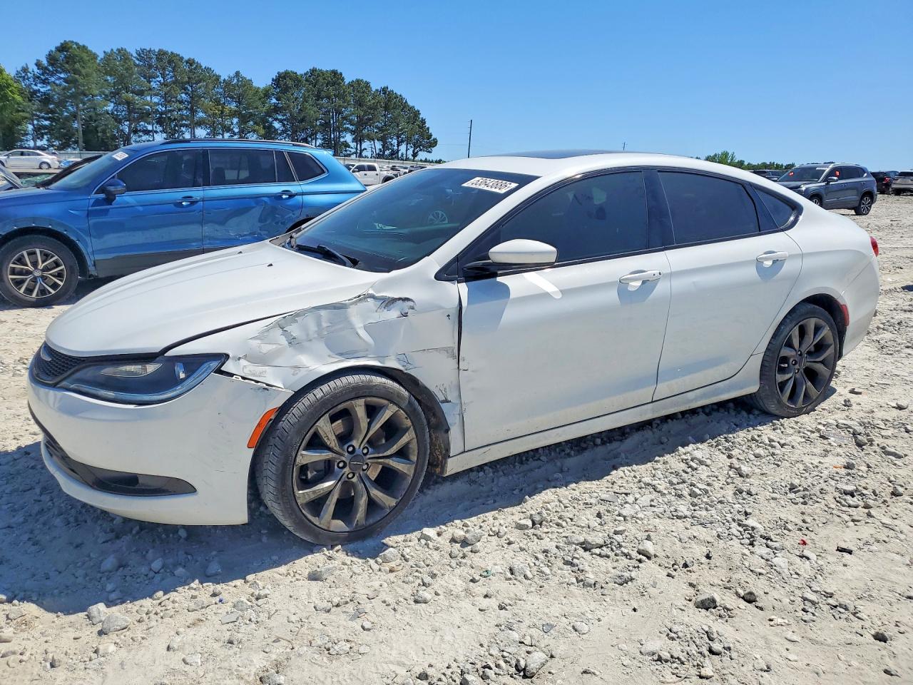 Salvage Chrysler 200 Image