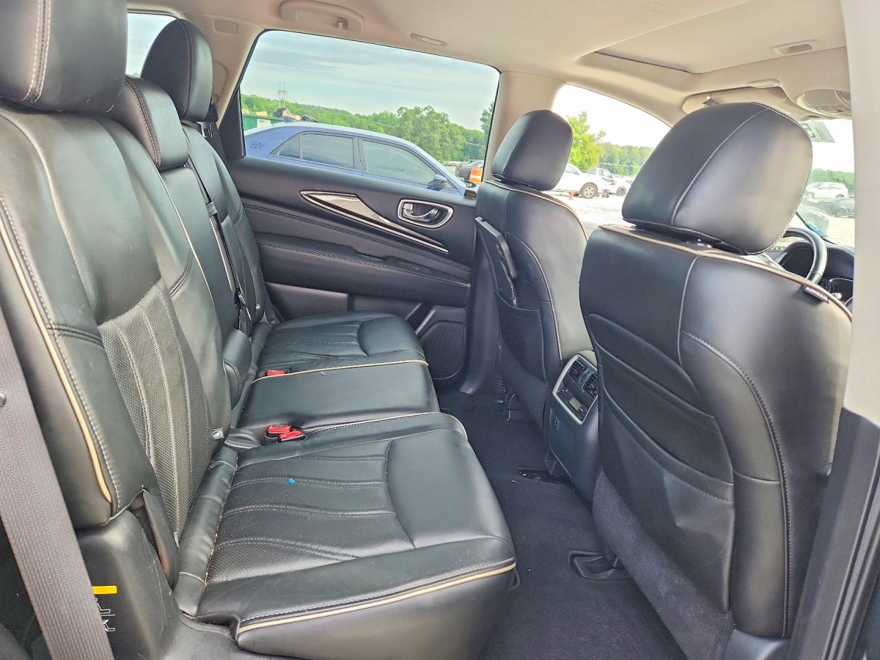 INFINITI Qx Base