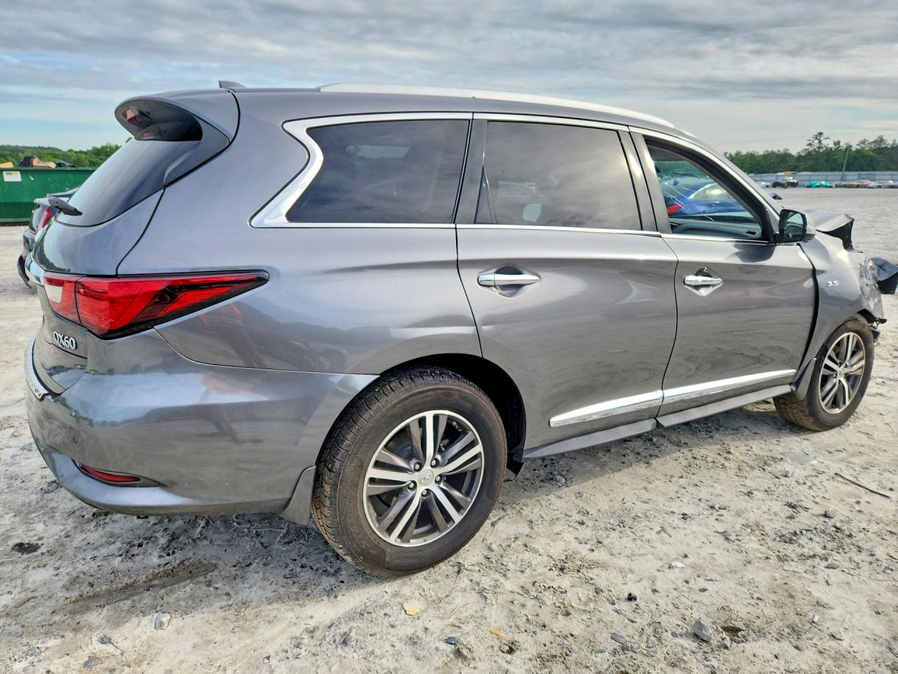 INFINITI Qx Base