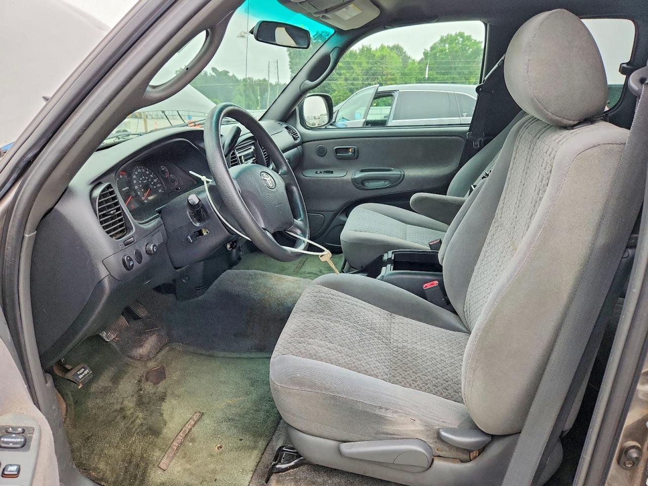 Toyota Tundra Access Cab Sr5