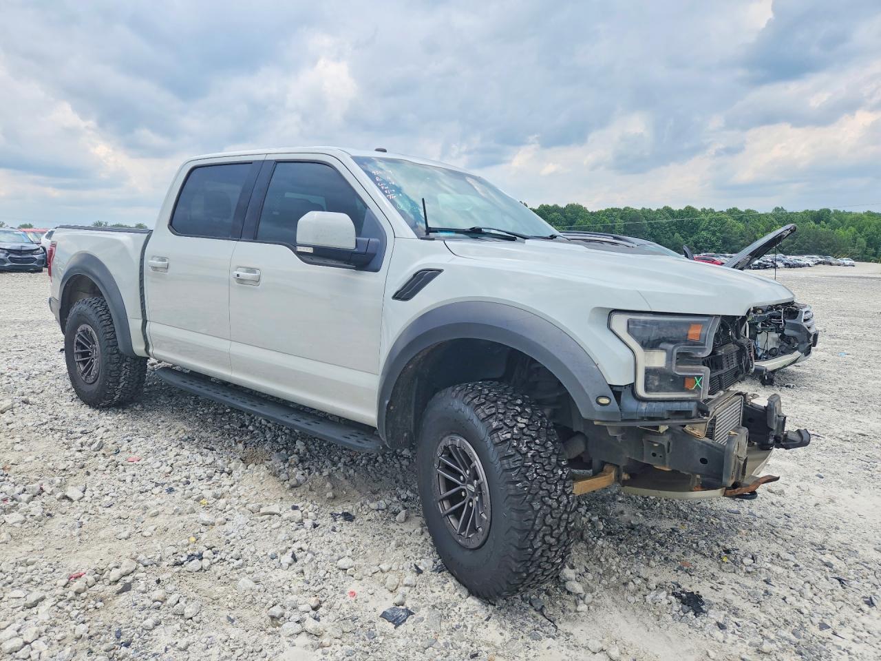 Ford F-150 Raptor