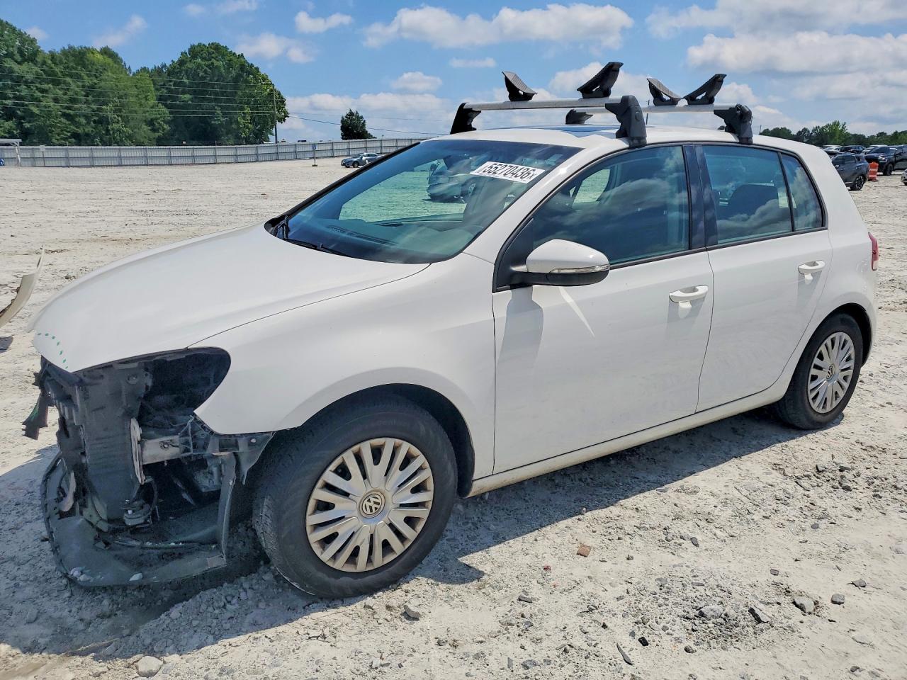 Salvage Volkswagen Golf Image