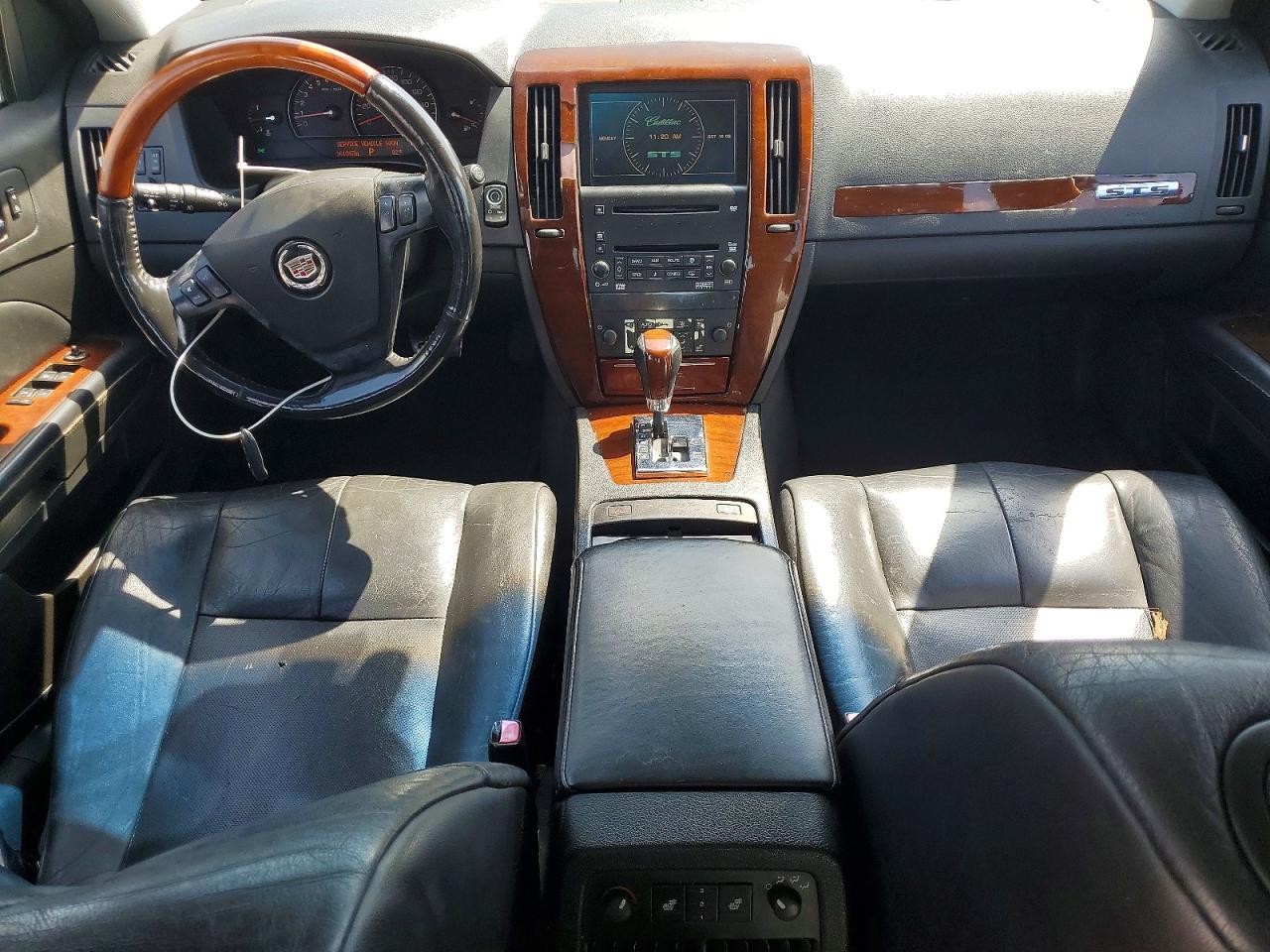 Cadillac STS