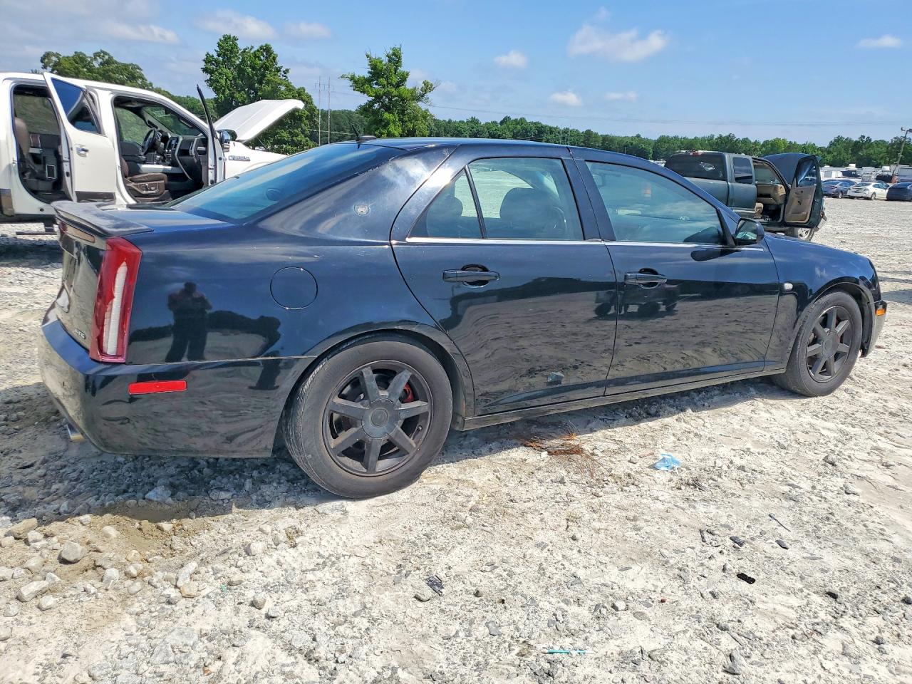 Cadillac STS