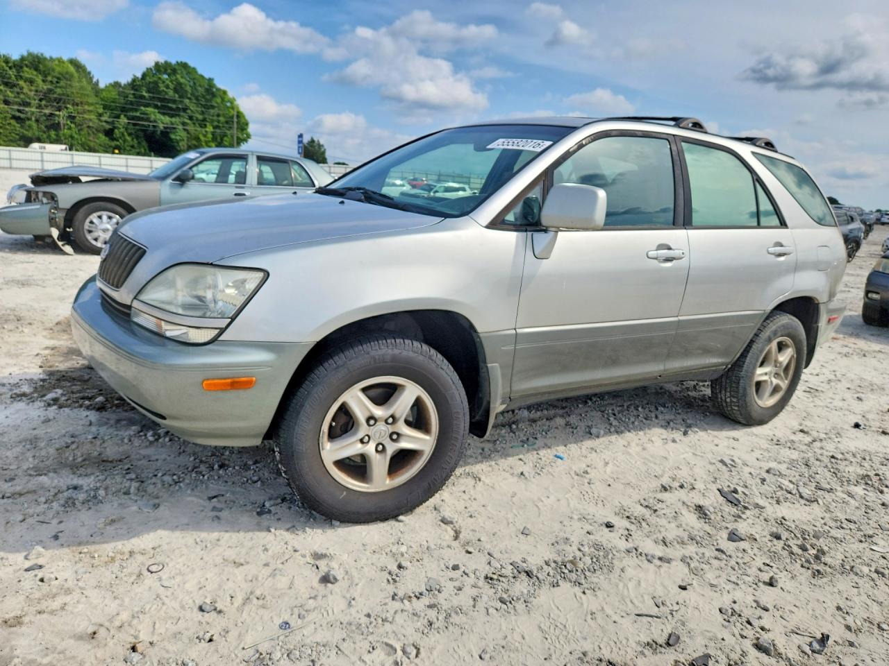 Salvage Lexus RX Image