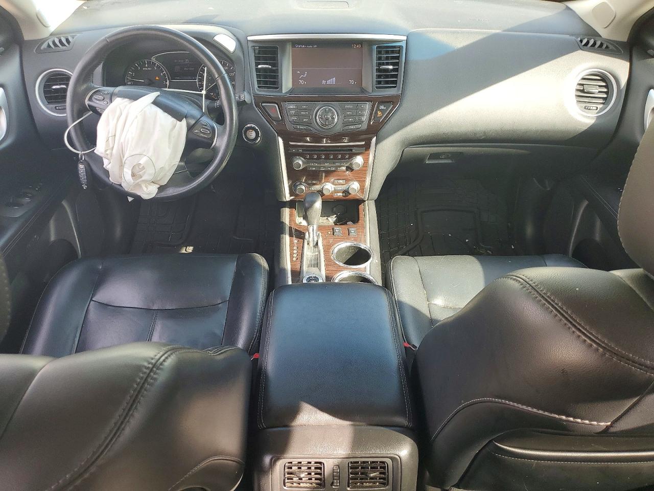 Nissan Pathfinder Sl