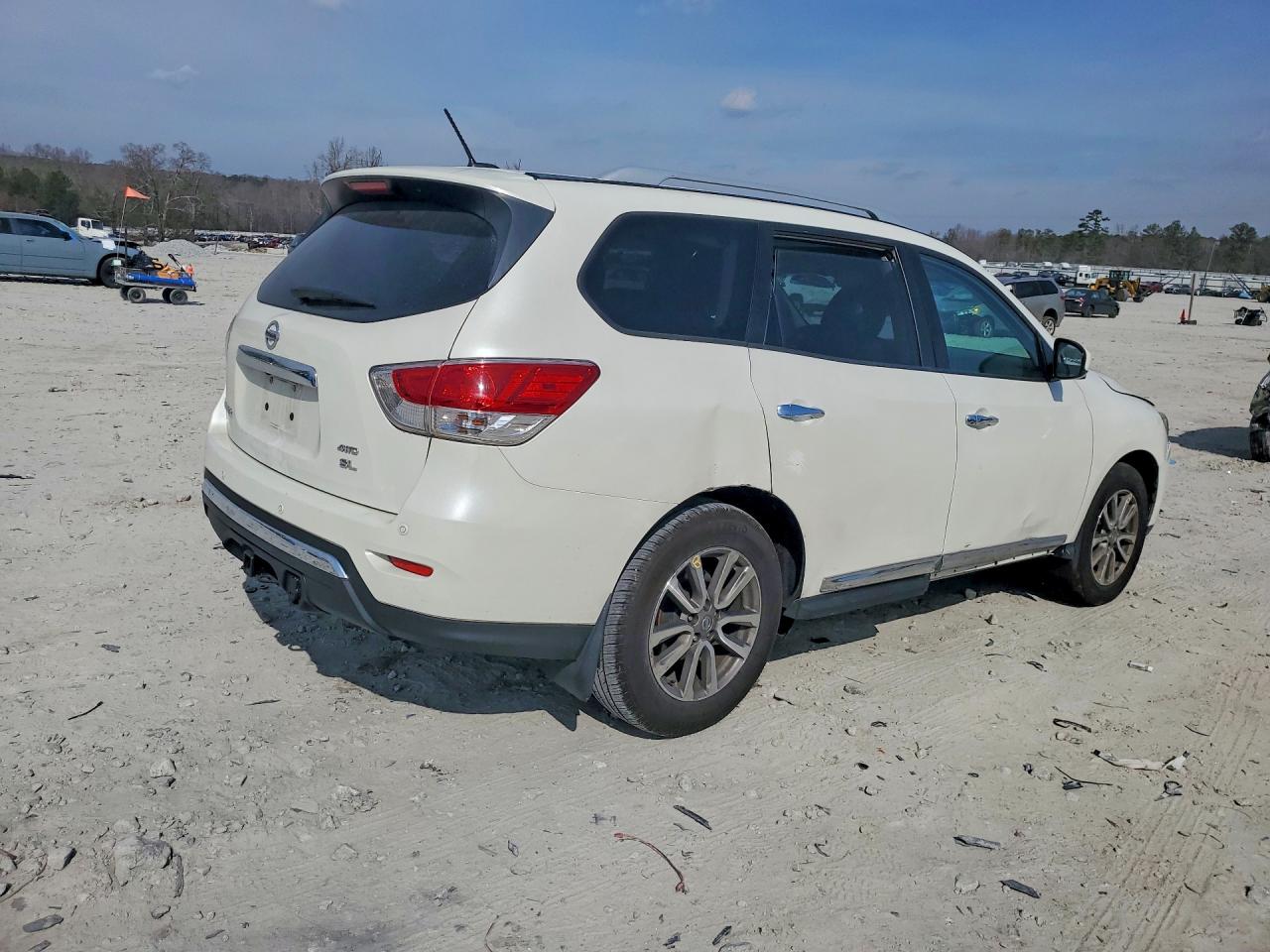 Nissan Pathfinder Sl