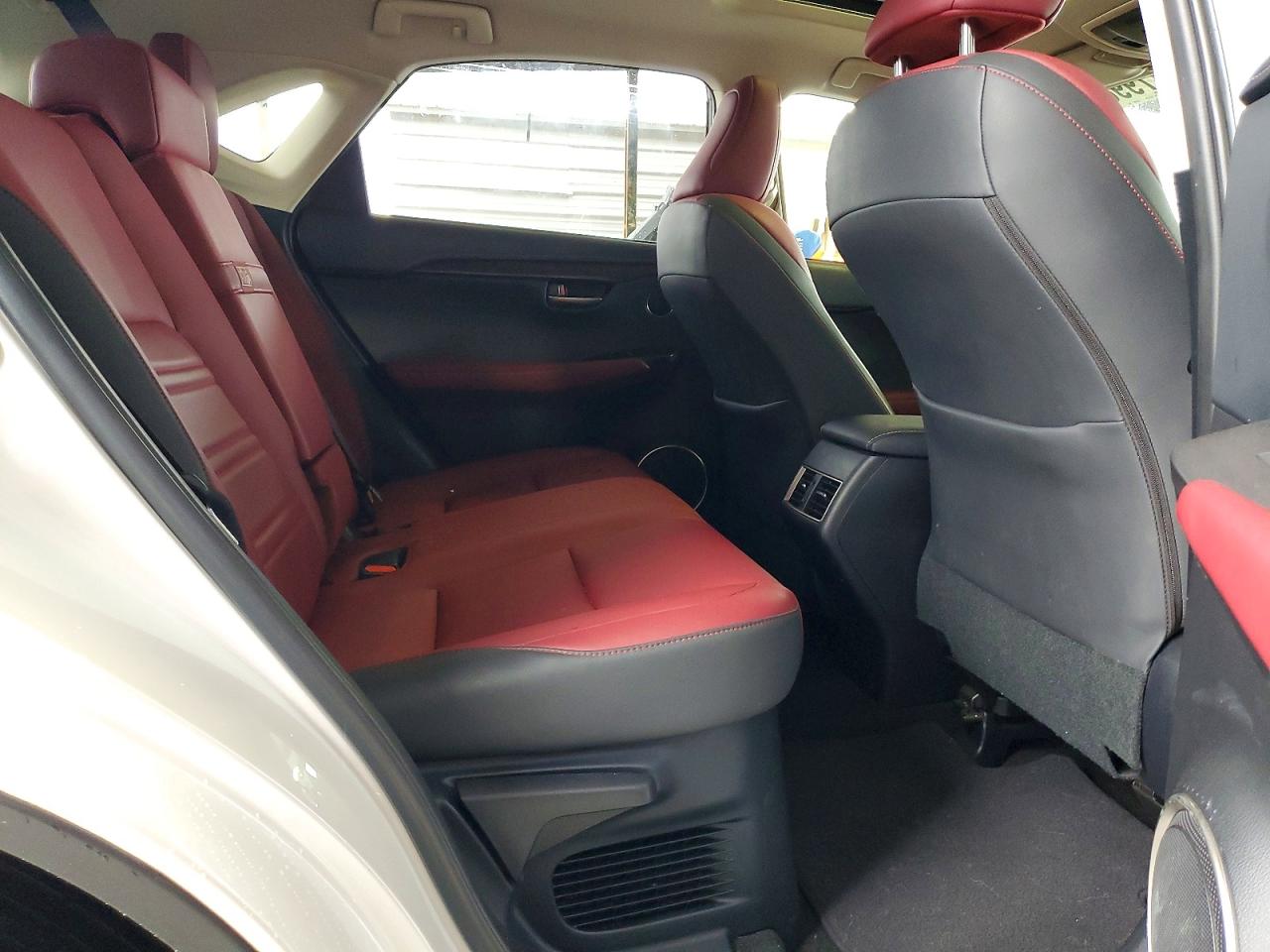 Lexus NX Base