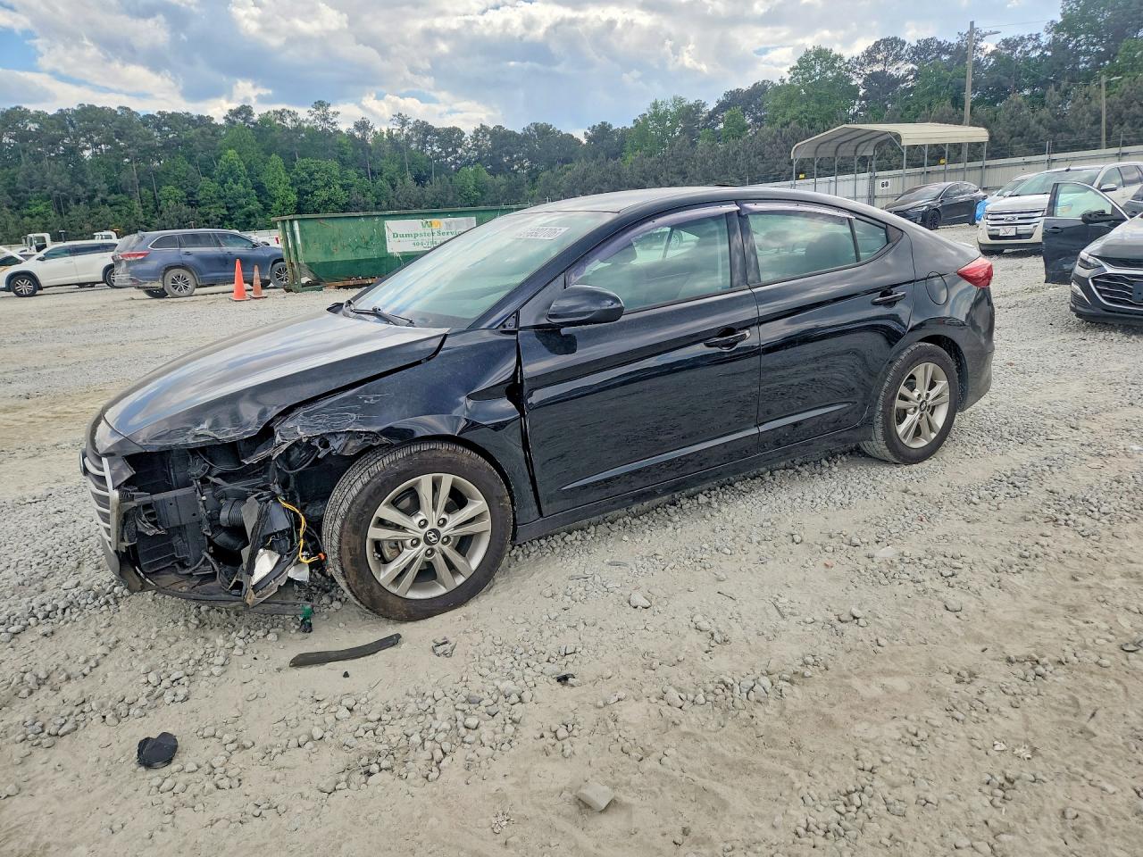 Salvage Hyundai ELANTRA Image