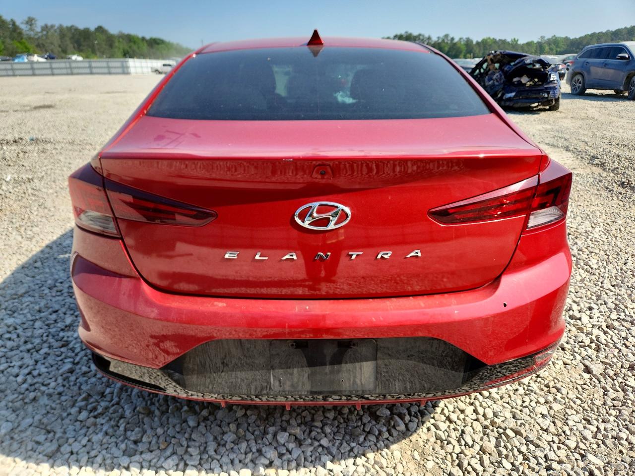 Hyundai ELANTRA Sel