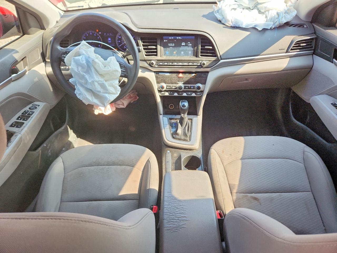 Hyundai ELANTRA Sel