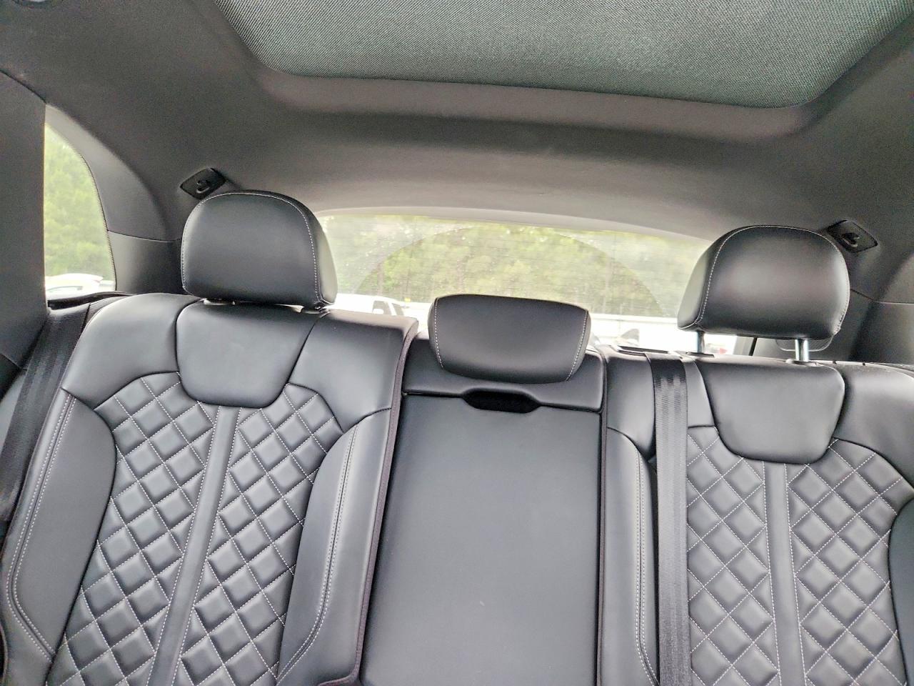Audi Sq Prestige