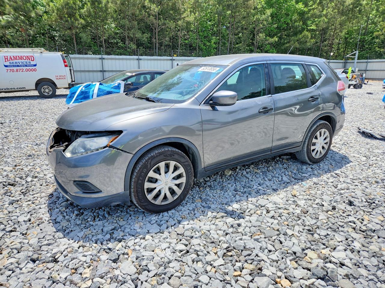Salvage Nissan Rogue Image
