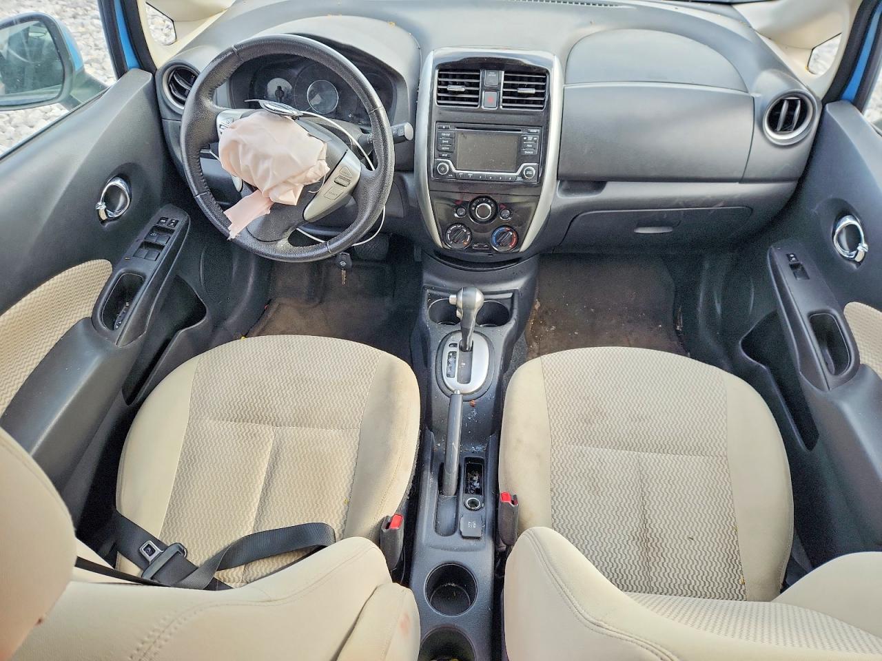 Nissan Versa Sv