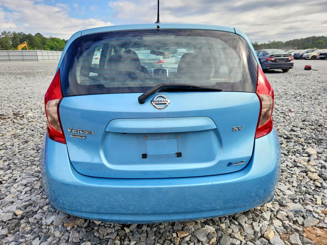 Nissan Versa Sv