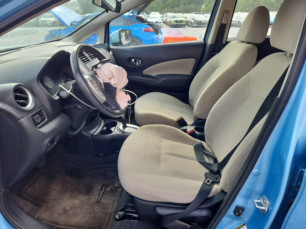 Nissan Versa Sv