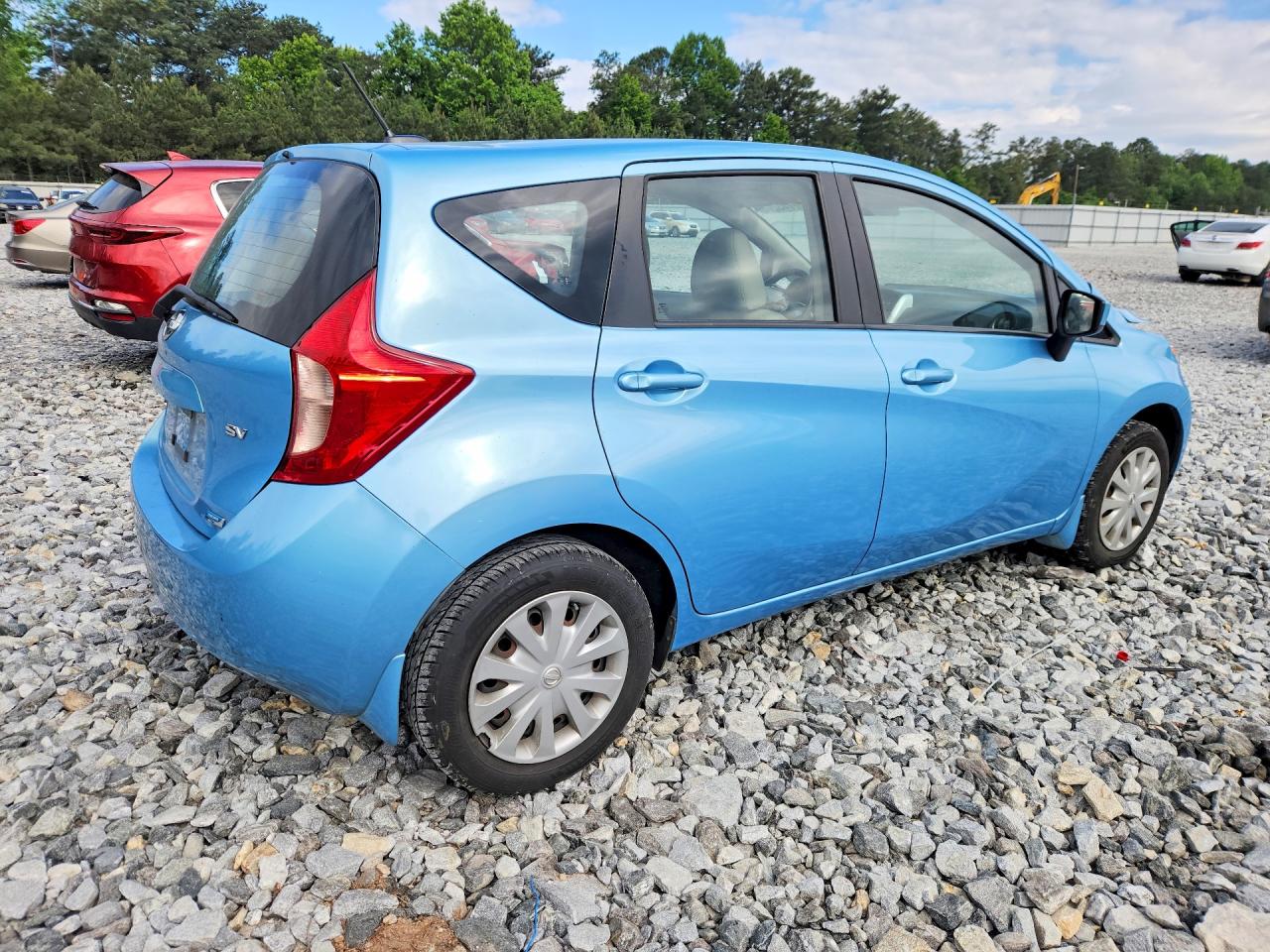 Nissan Versa Sv