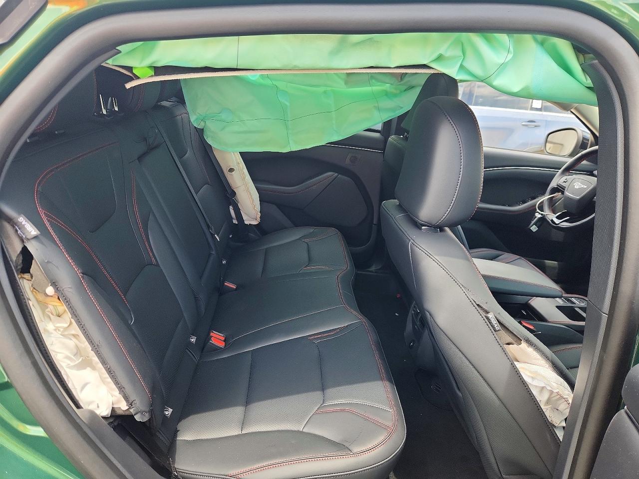 Ford Mustang Premium