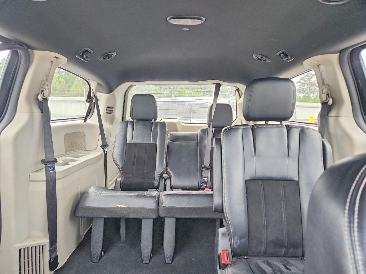 Dodge Caravan Sxt