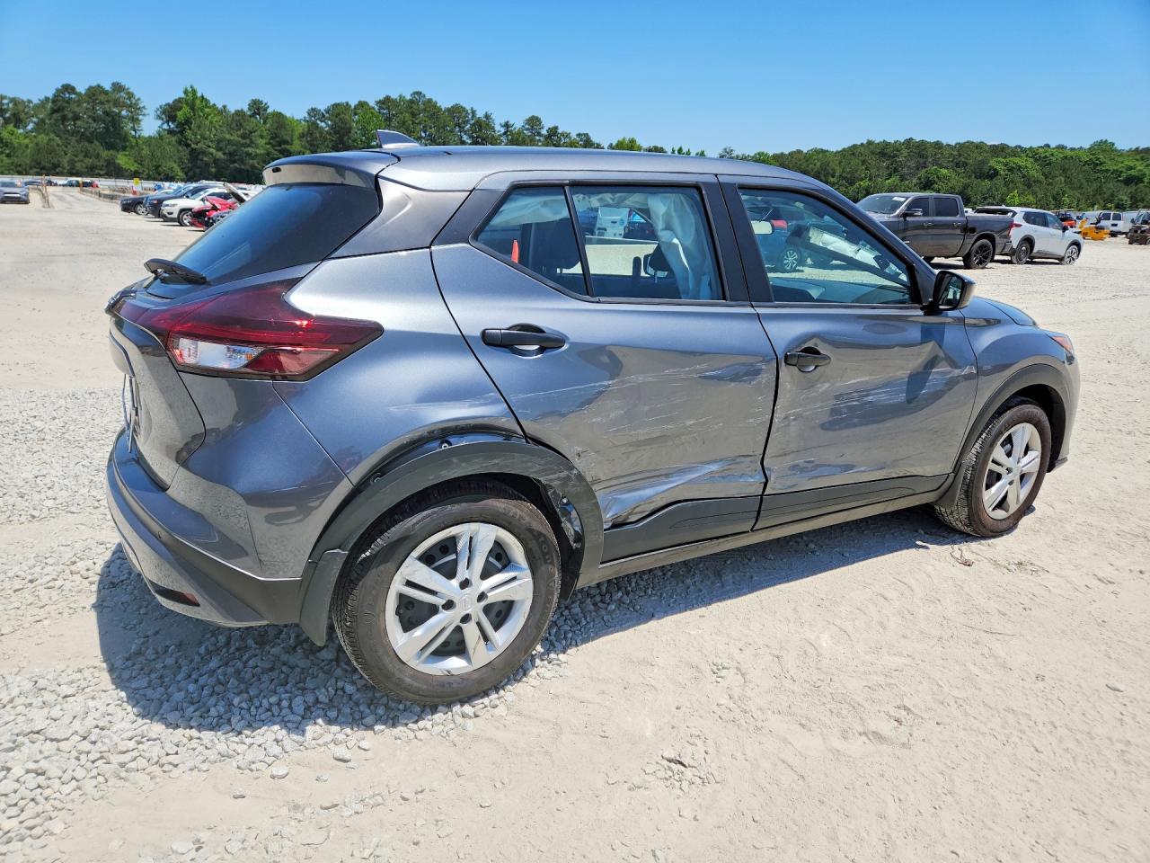 Nissan Kicks Play S