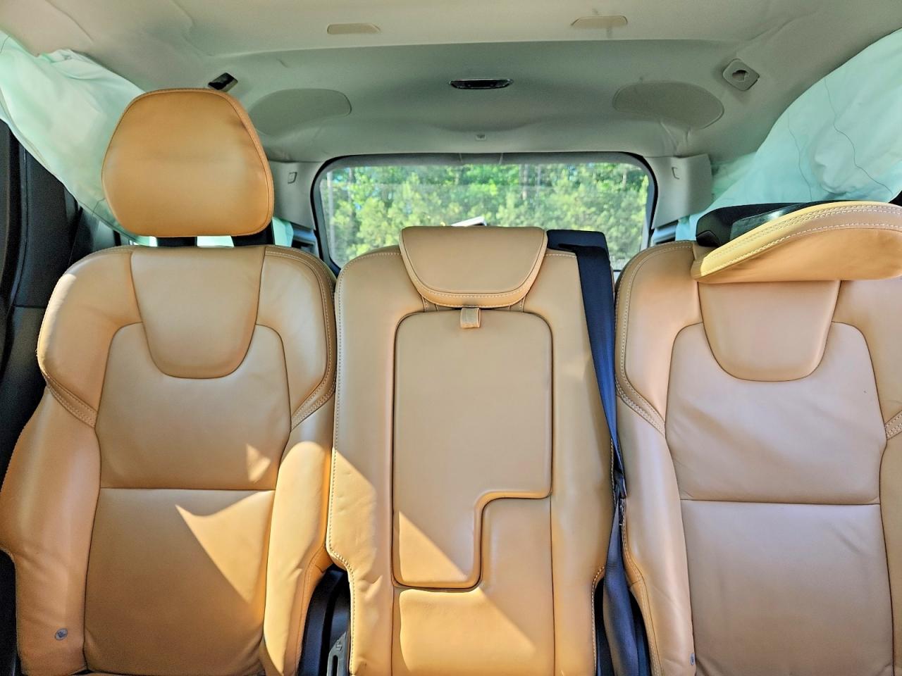 Volvo XC90 T6