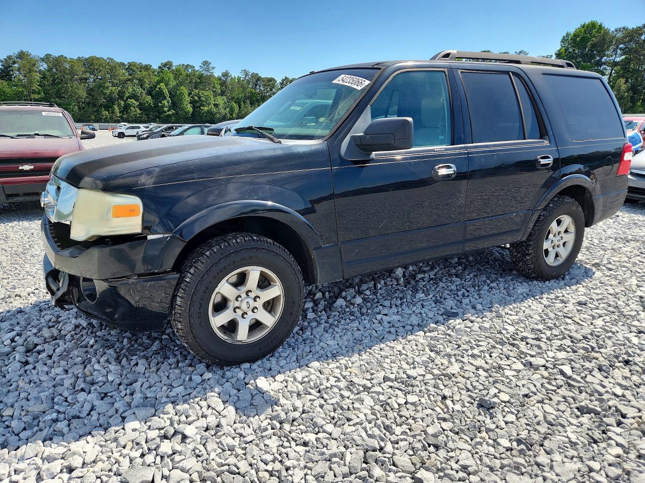 Salvage Ford Expedition Image