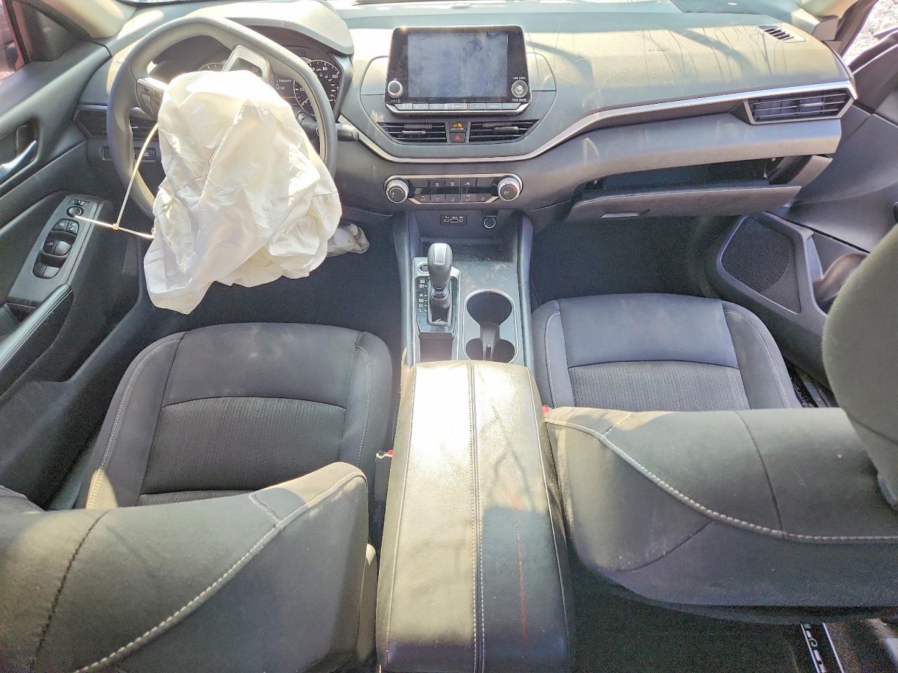 Nissan Altima Sv