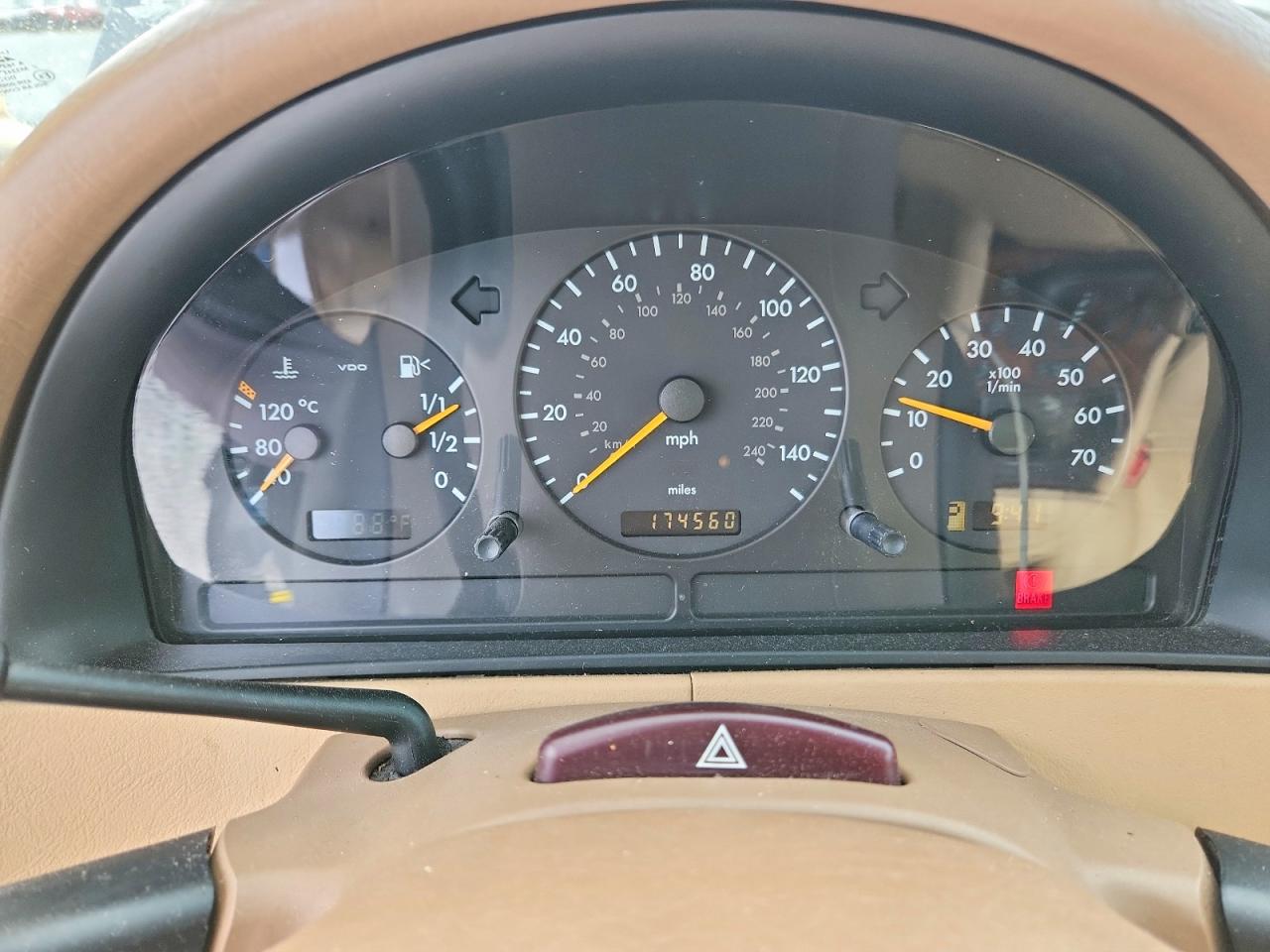 Mercedes-Benz M-Class 350