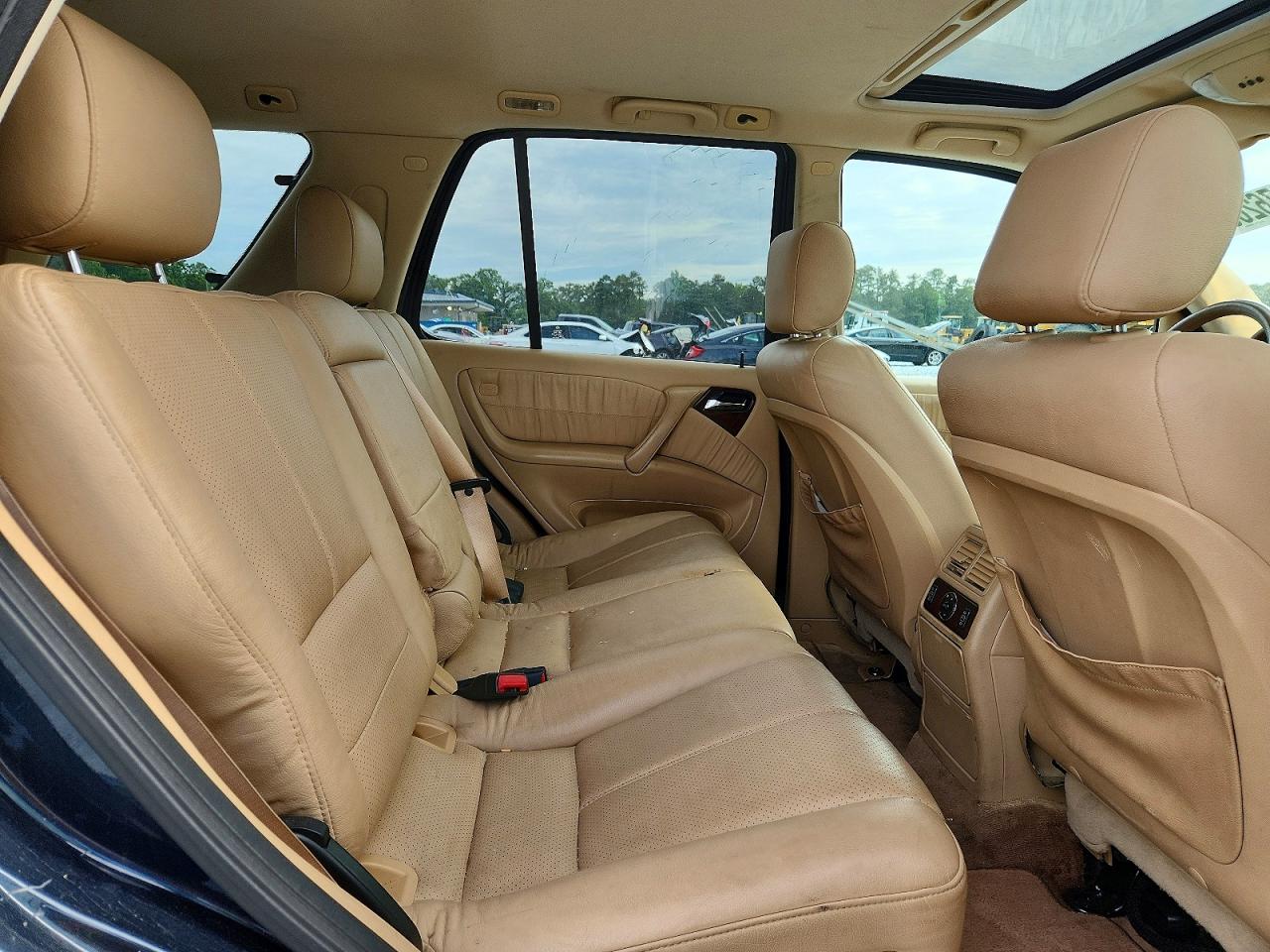 Mercedes-Benz M-Class 350