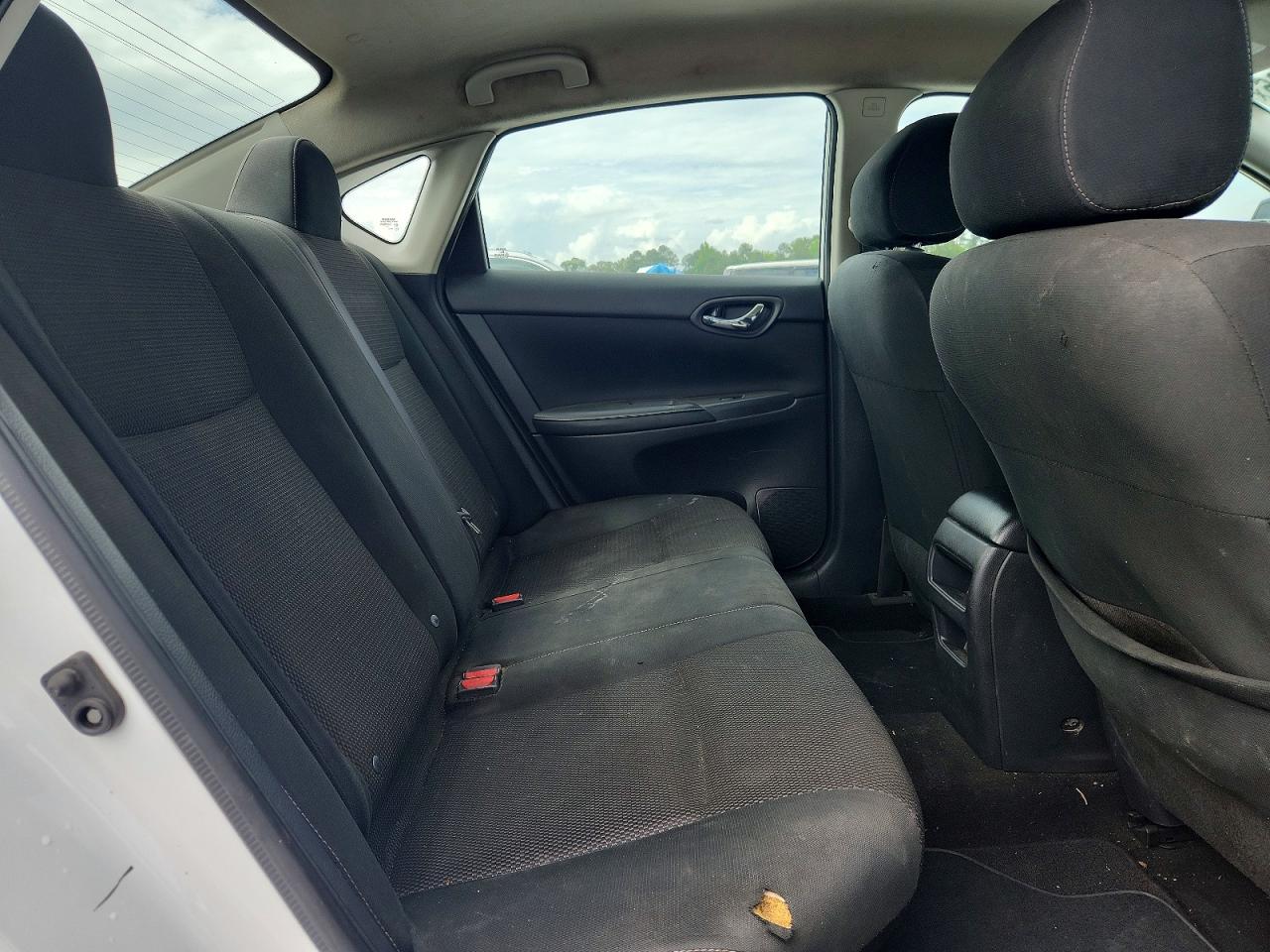 Nissan Sentra S