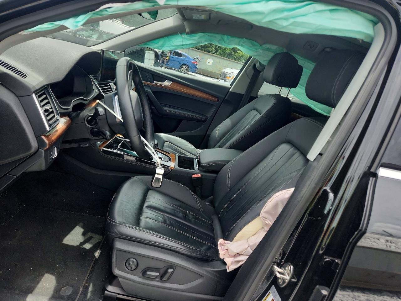 Audi Q5 Premium Plus 45