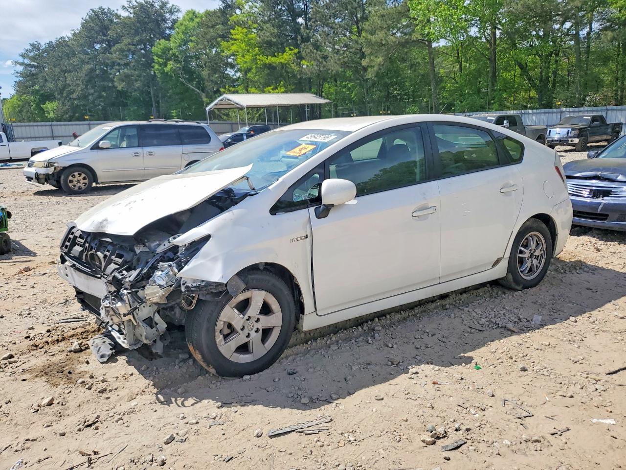 Salvage Toyota Prius Image