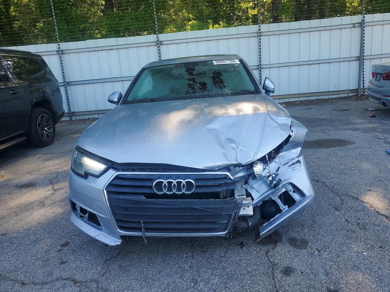 Audi A4 Premium