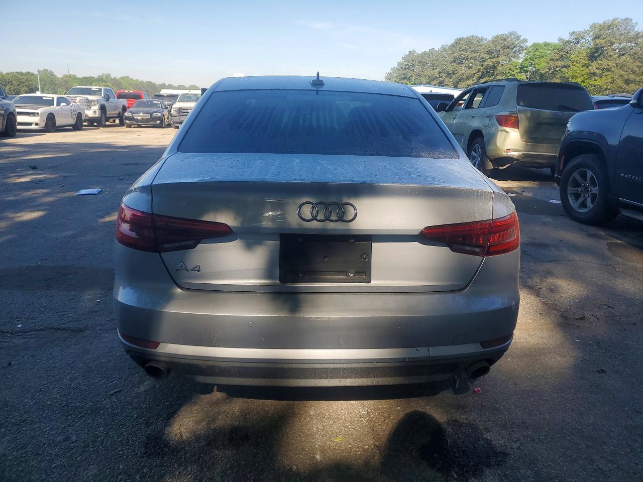 Audi A4 Premium