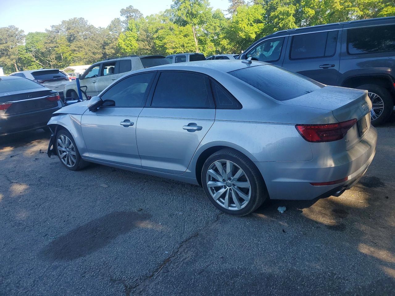 Audi A4 Premium