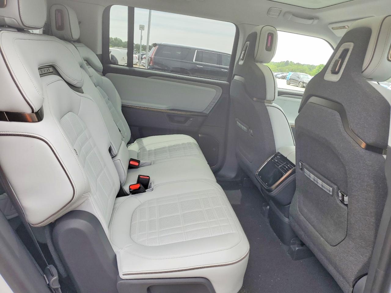 Rivian Ris Premium