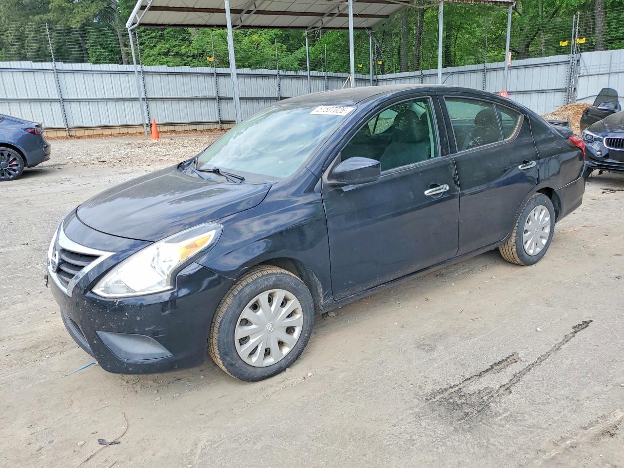 Salvage Nissan Versa Image