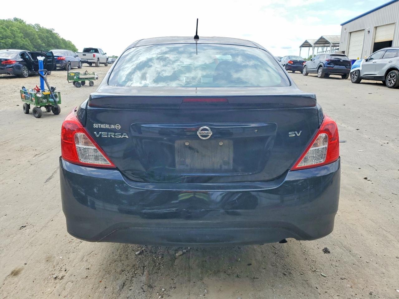 Nissan Versa Sv
