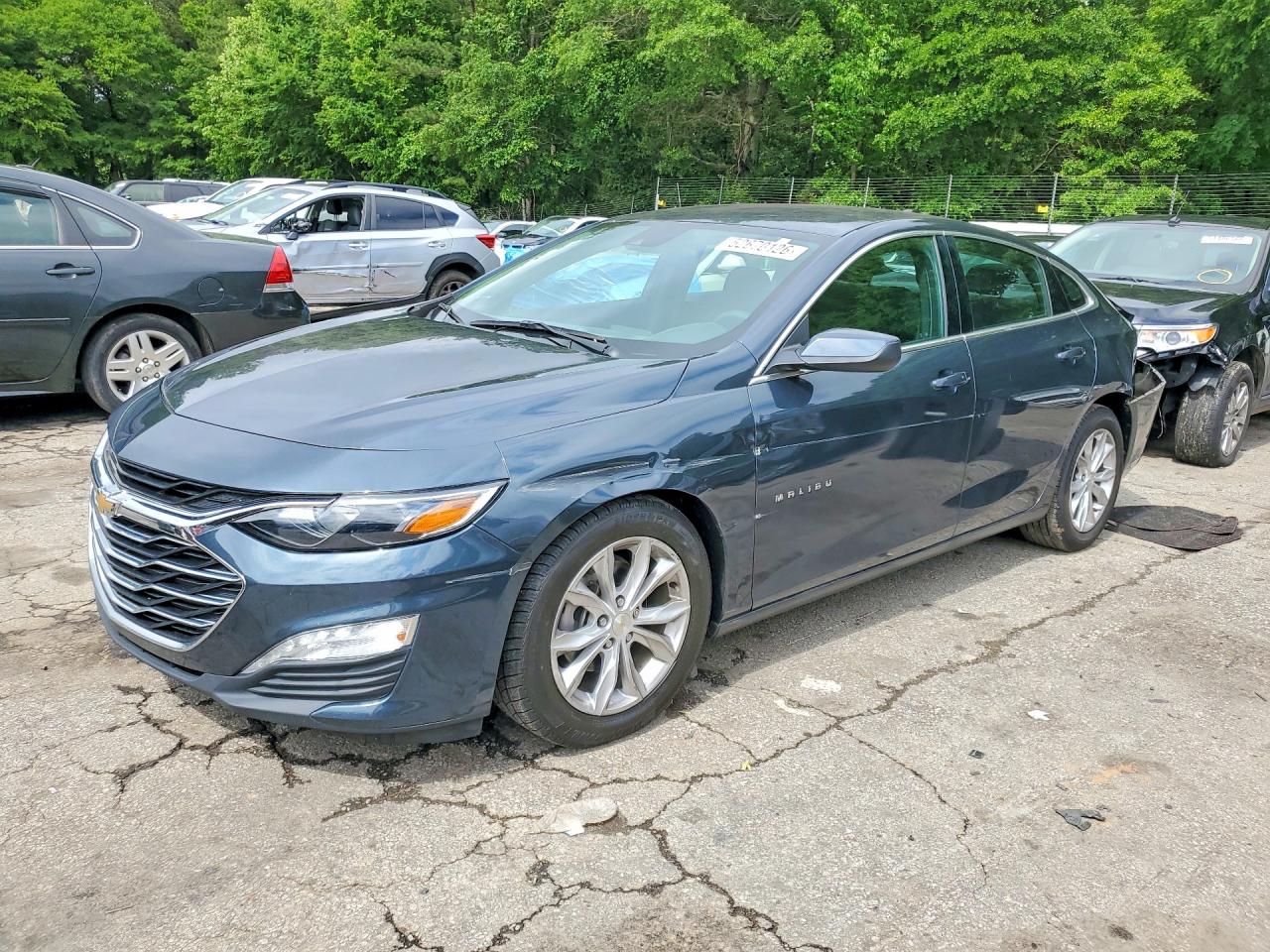 Salvage Chevrolet Malibu Image
