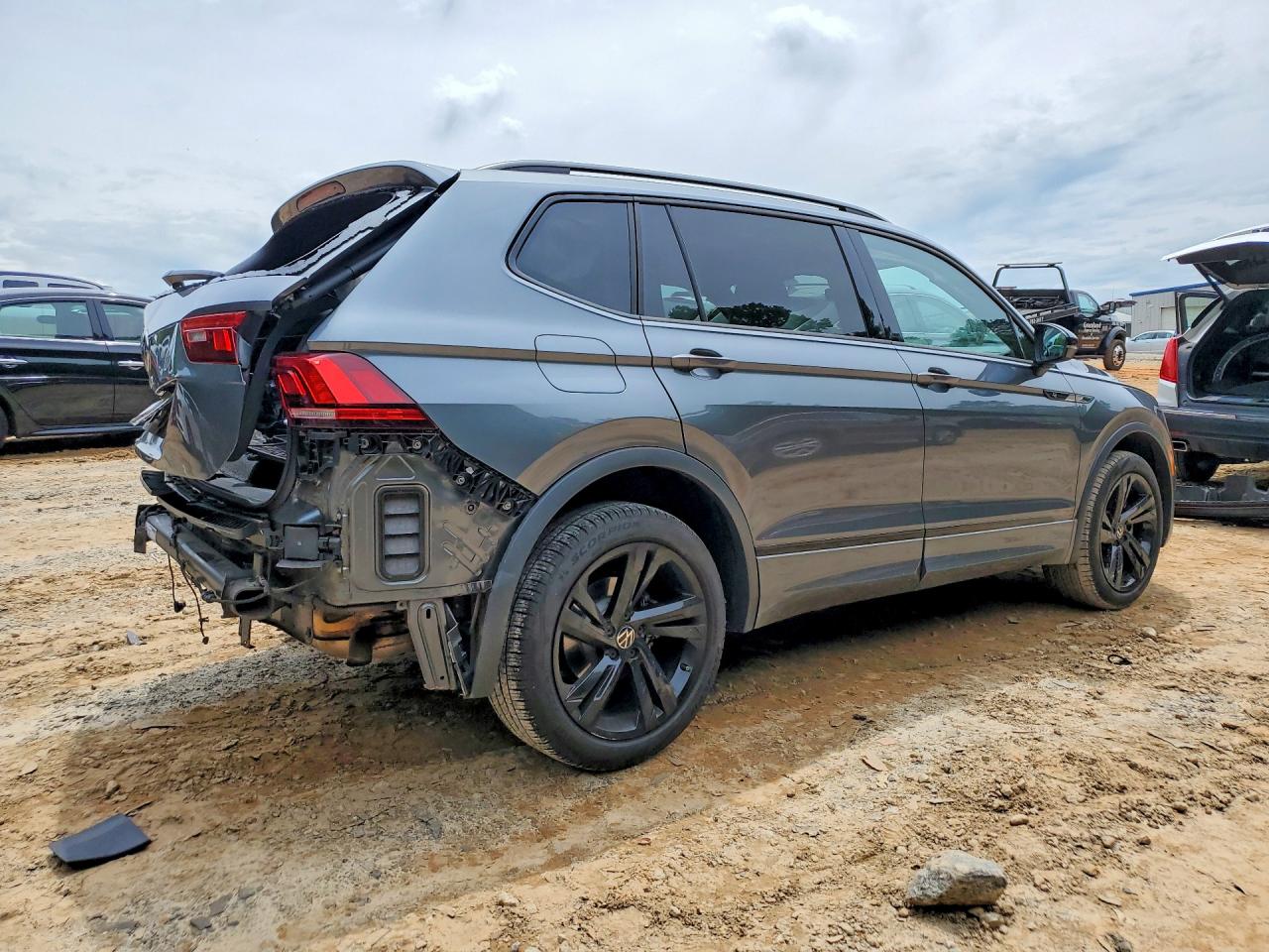 Volkswagen Tiguan Se R-line Black
