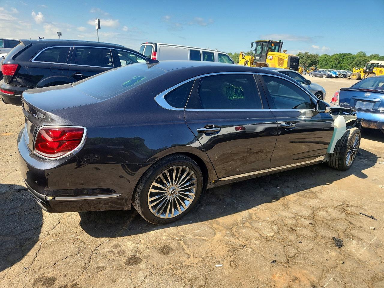 Kia K900 Luxury